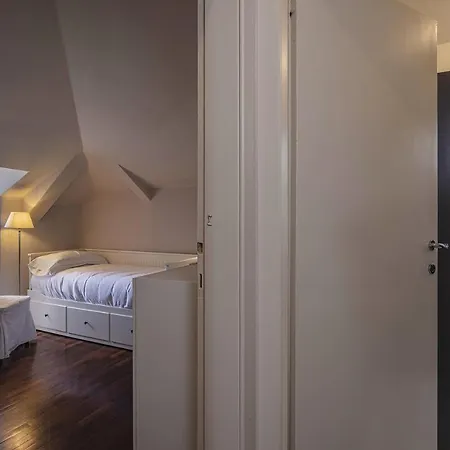 Appartamento Garibaldi Attic By Wonderful Italy Genova Esterno foto